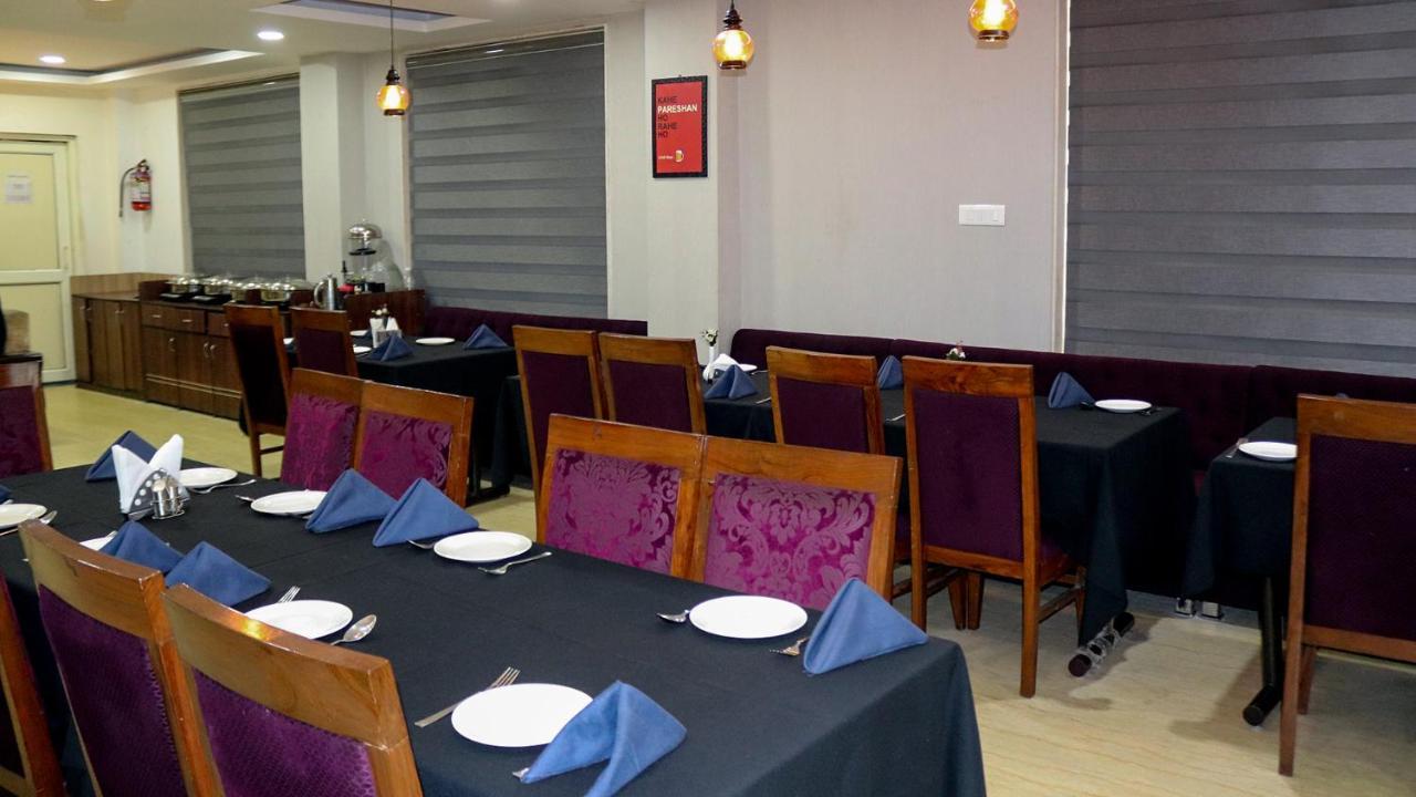 Ak Continental - Mcleodganj Hotel Dharamshala Eksteriør billede