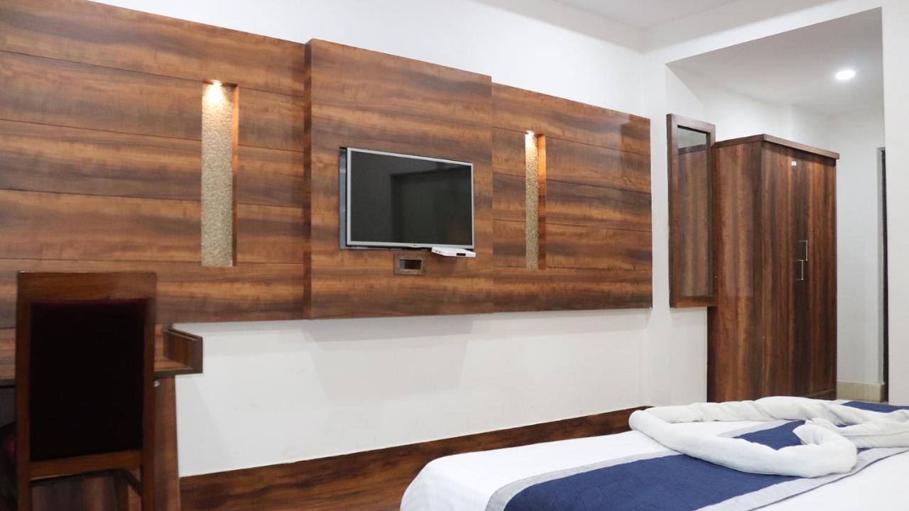 Ak Continental - Mcleodganj Hotel Dharamshala Eksteriør billede