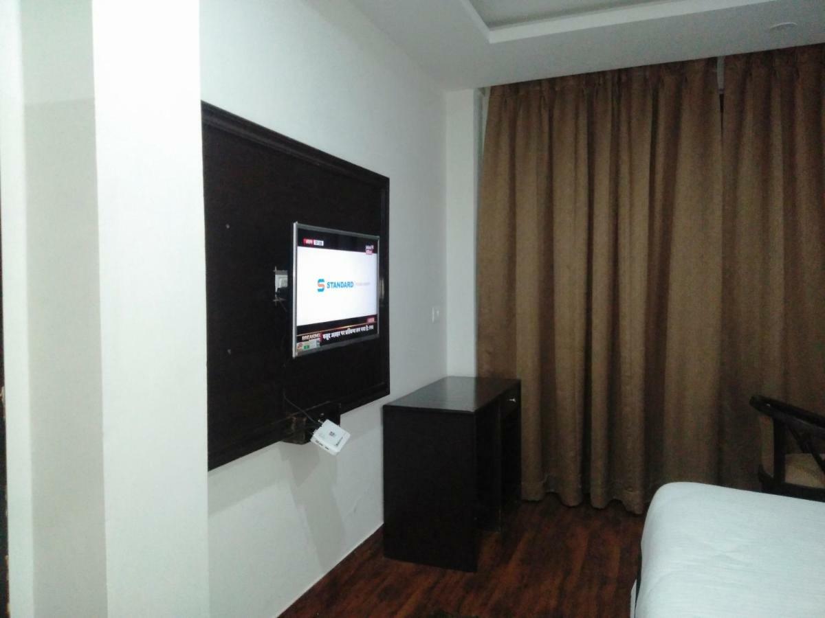 Ak Continental - Mcleodganj Hotel Dharamshala Eksteriør billede
