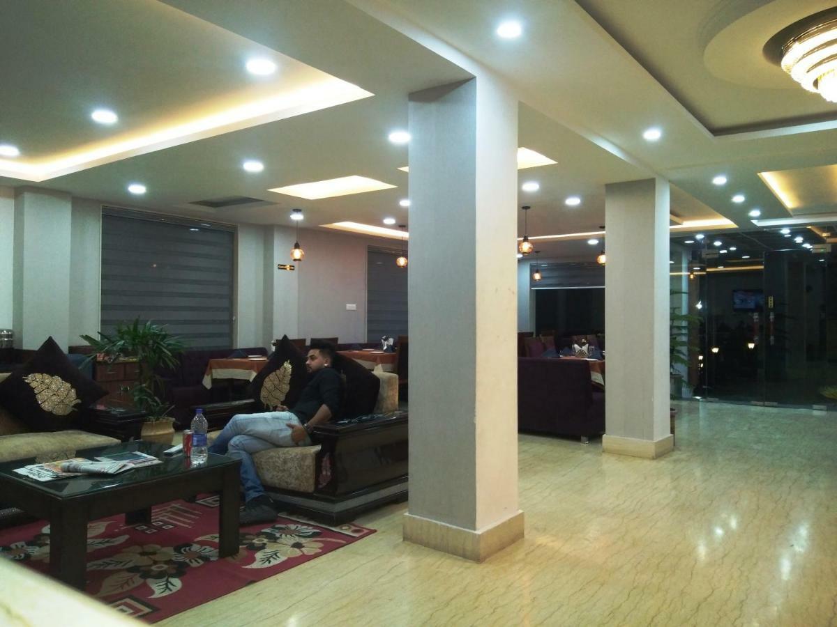 Ak Continental - Mcleodganj Hotel Dharamshala Eksteriør billede
