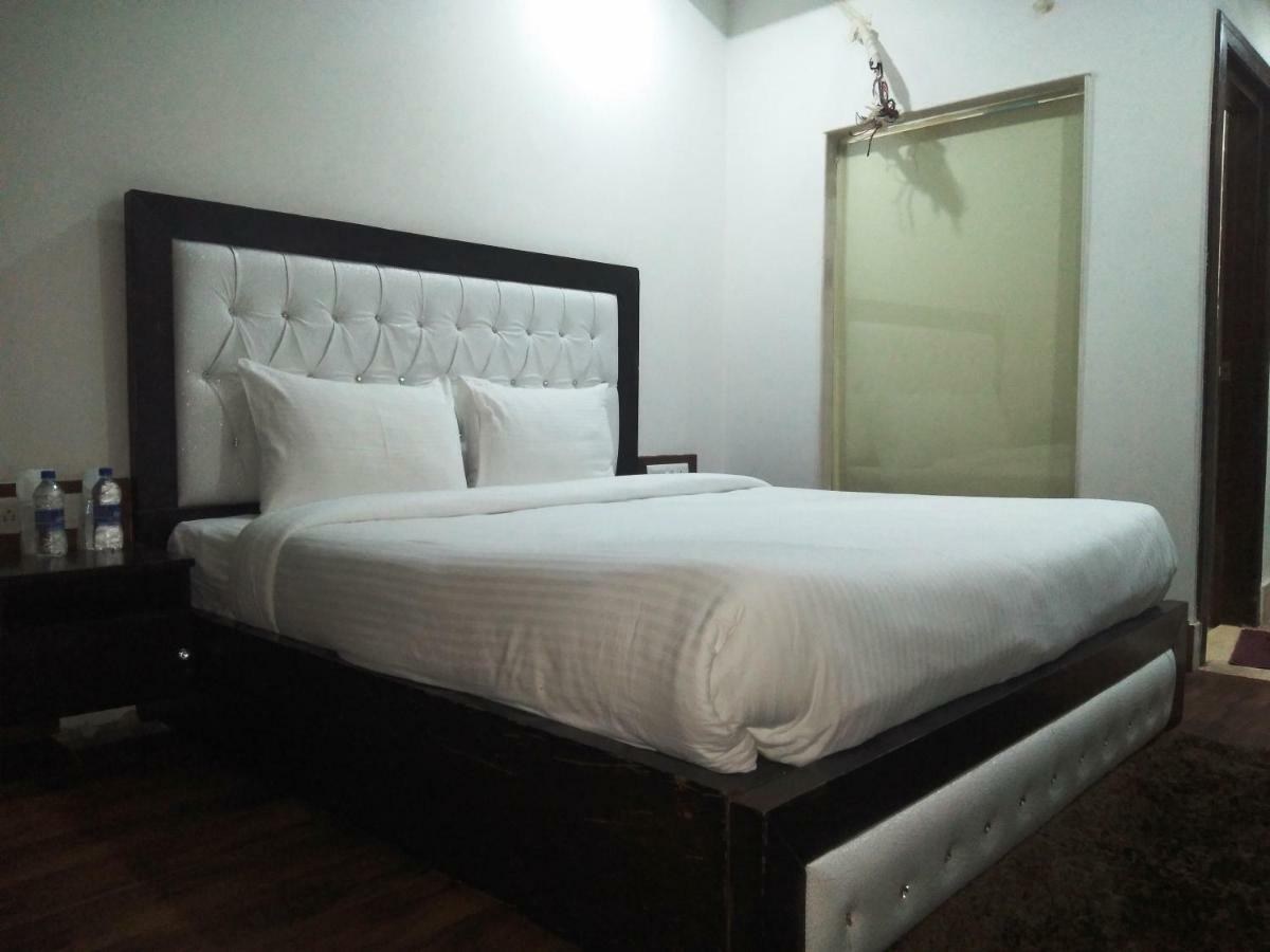Ak Continental - Mcleodganj Hotel Dharamshala Eksteriør billede
